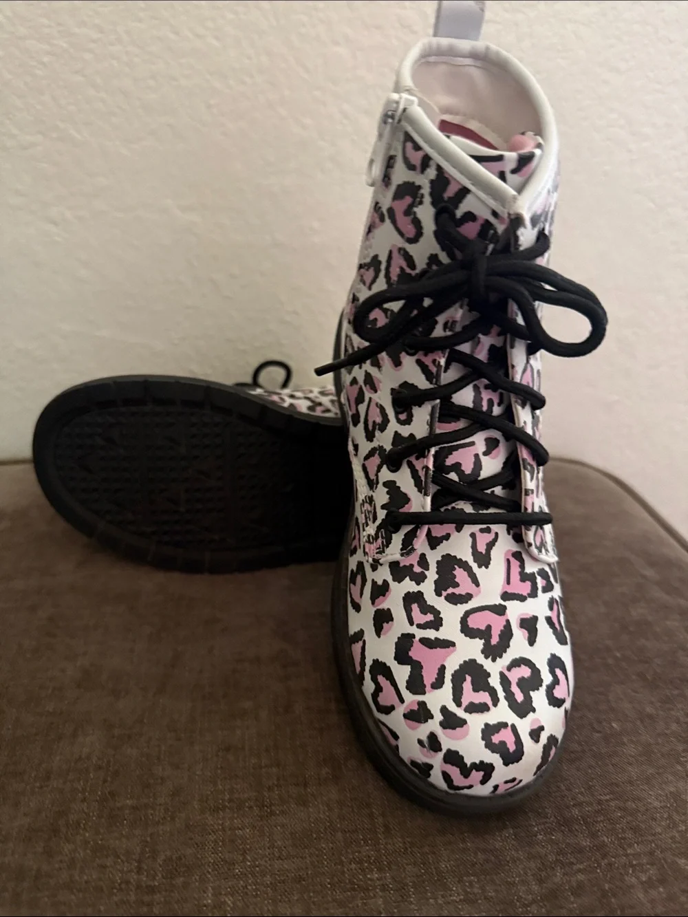 Skechers white ankle